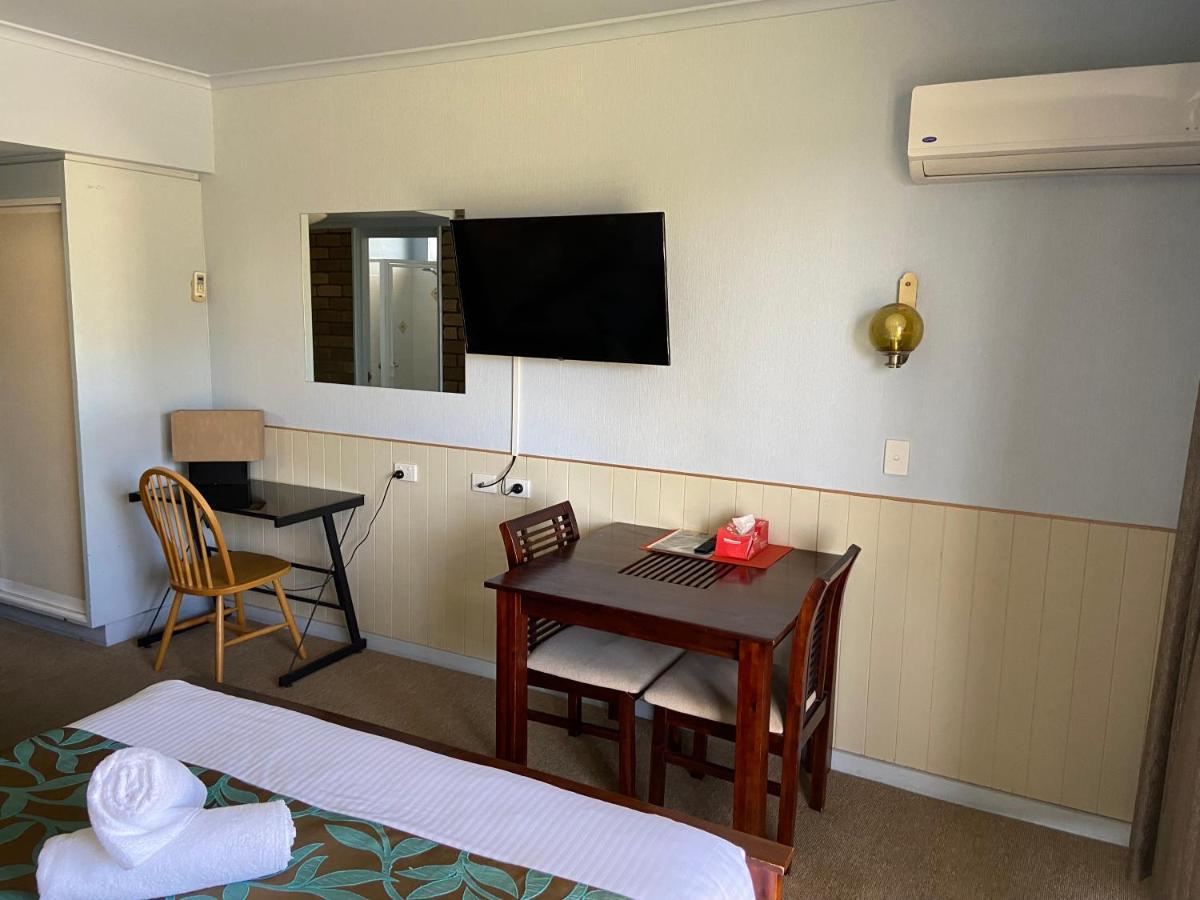 Abel Tasman Waterfront Motel Лейкс Ентранс Екстериор снимка