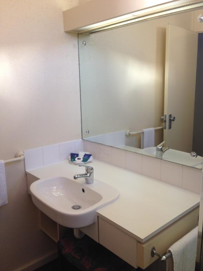 Abel Tasman Waterfront Motel Лейкс Ентранс Екстериор снимка