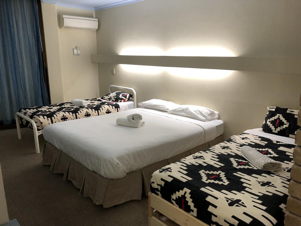 Abel Tasman Waterfront Motel Лейкс Ентранс Екстериор снимка