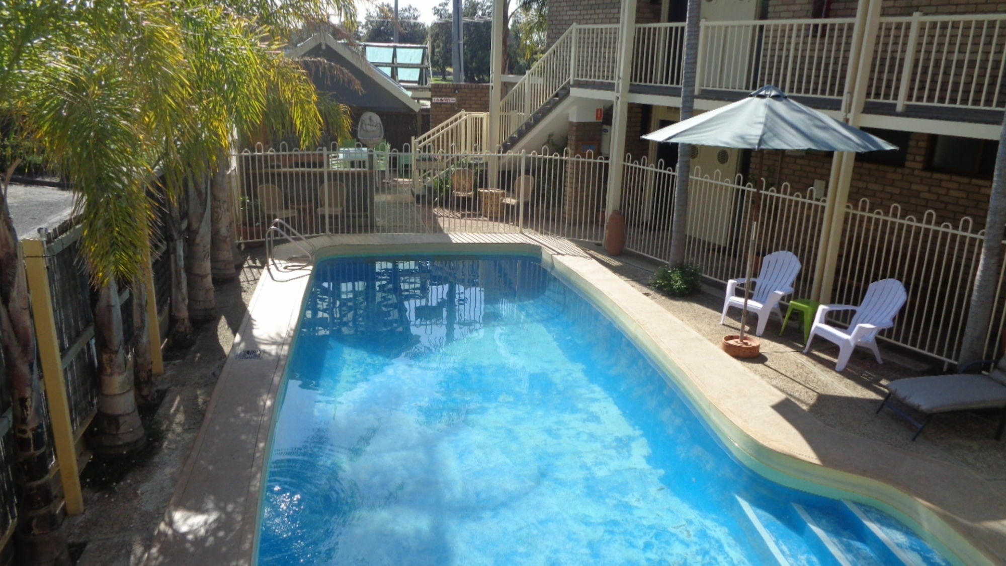 Abel Tasman Waterfront Motel Лейкс Ентранс Екстериор снимка